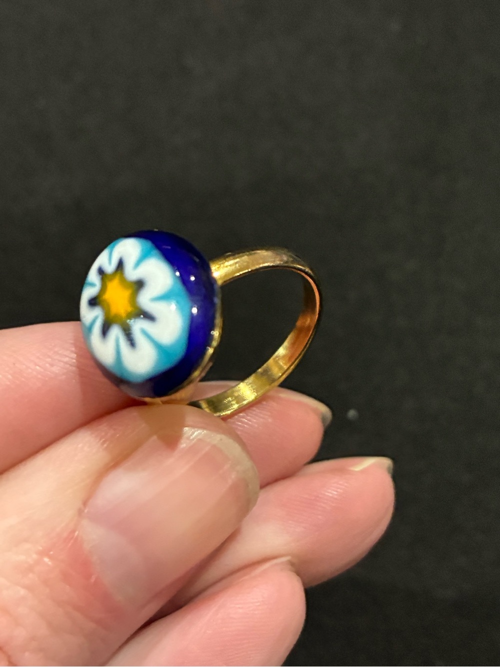 Vintage Mid Century Murano Glass Ring - Picture 7 of 8